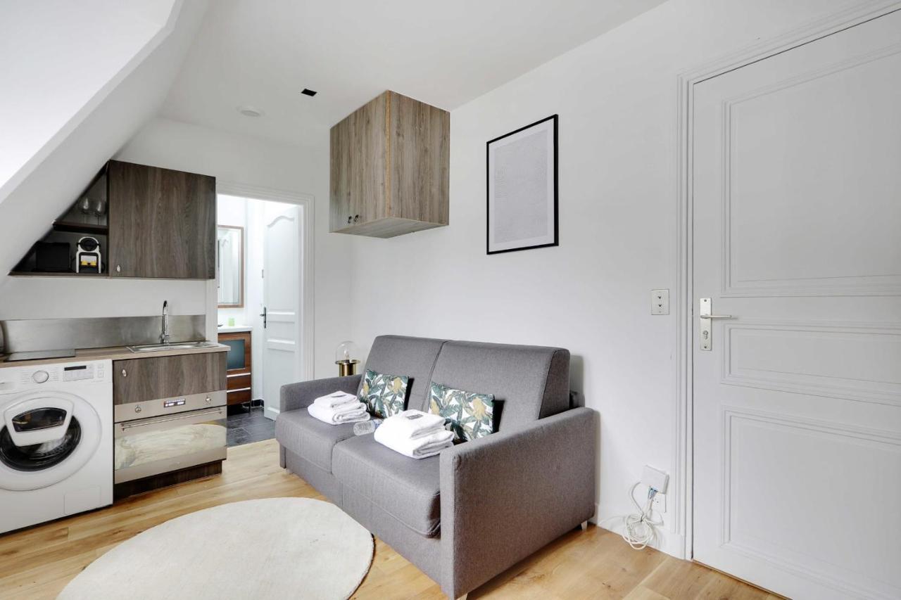 Apartment Superb Studio-2p- Arc De Triomphe Porte Maillot 51 Paris