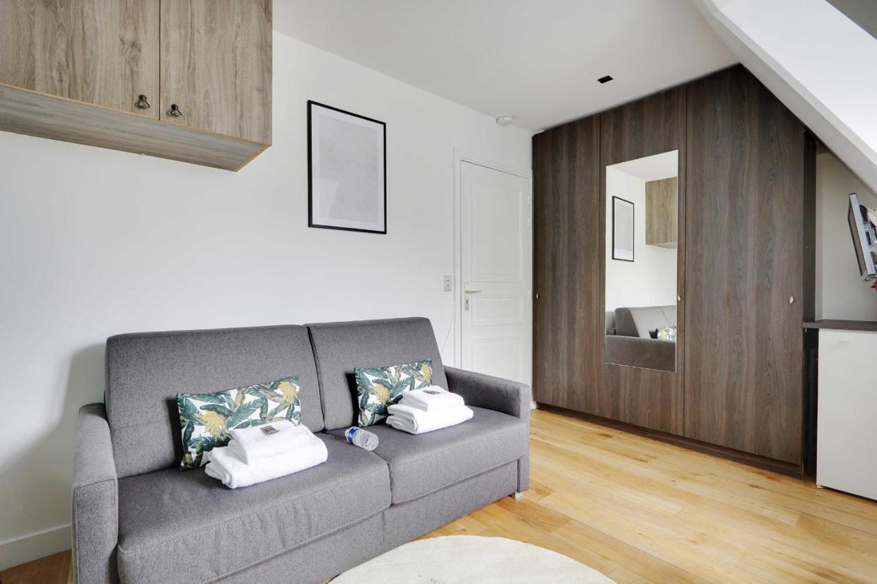 Superb Studio-2p- Arc De Triomphe Porte Maillot 51 *
