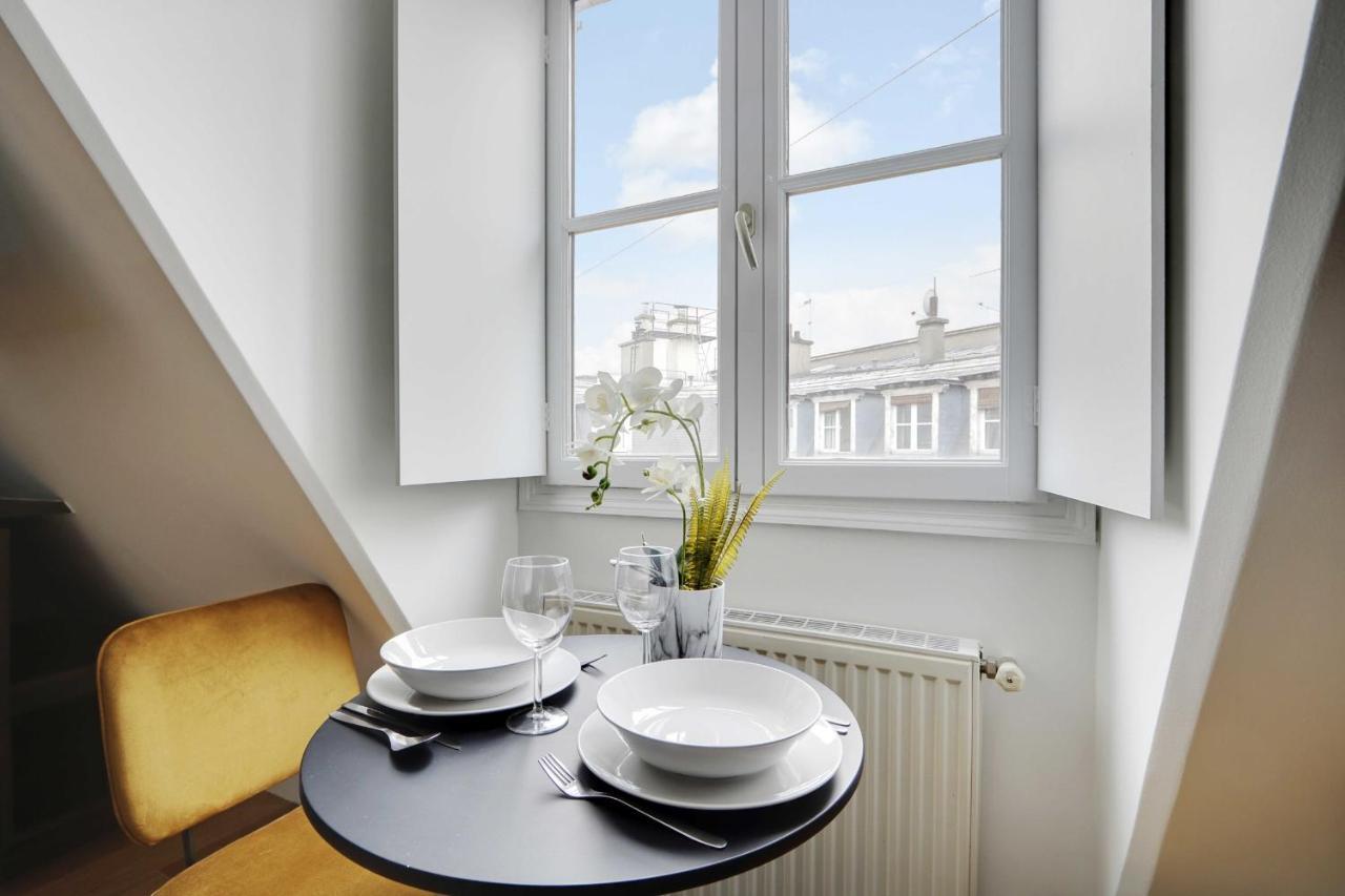 Superb Studio-2p- Arc De Triomphe Porte Maillot 51 Apartment Paris