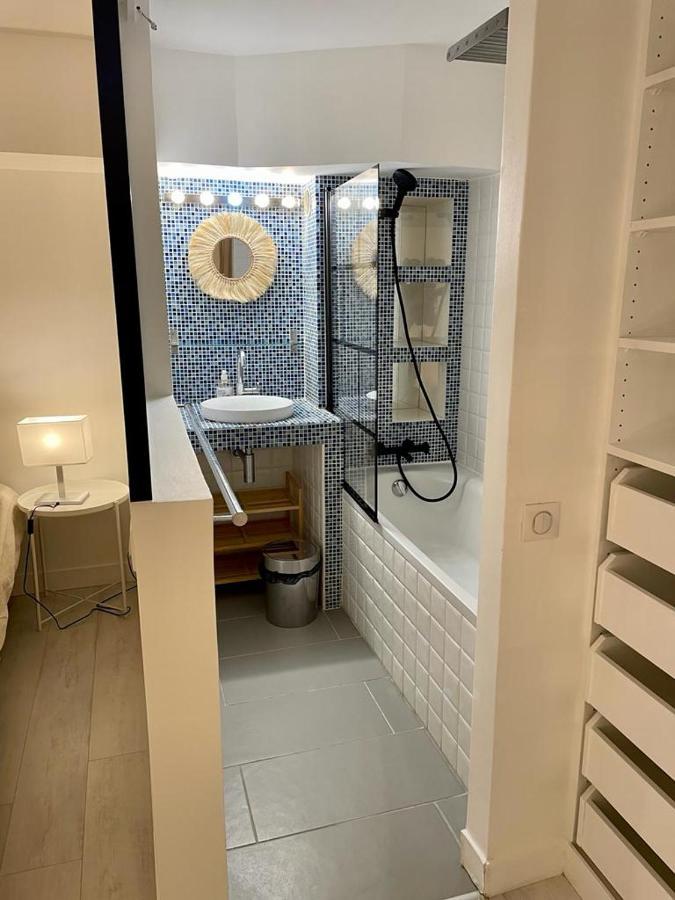 Apartment Duplex Canal St Martin Paris