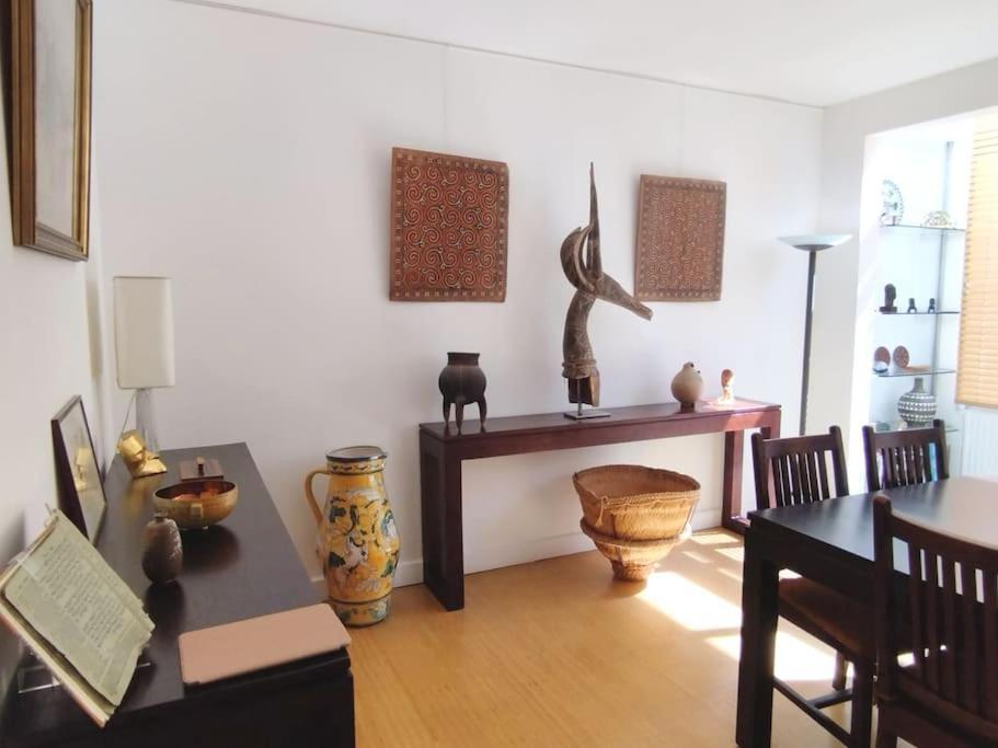Apartment Bright&artful Loft Typical Parisian Lifestyle Area *