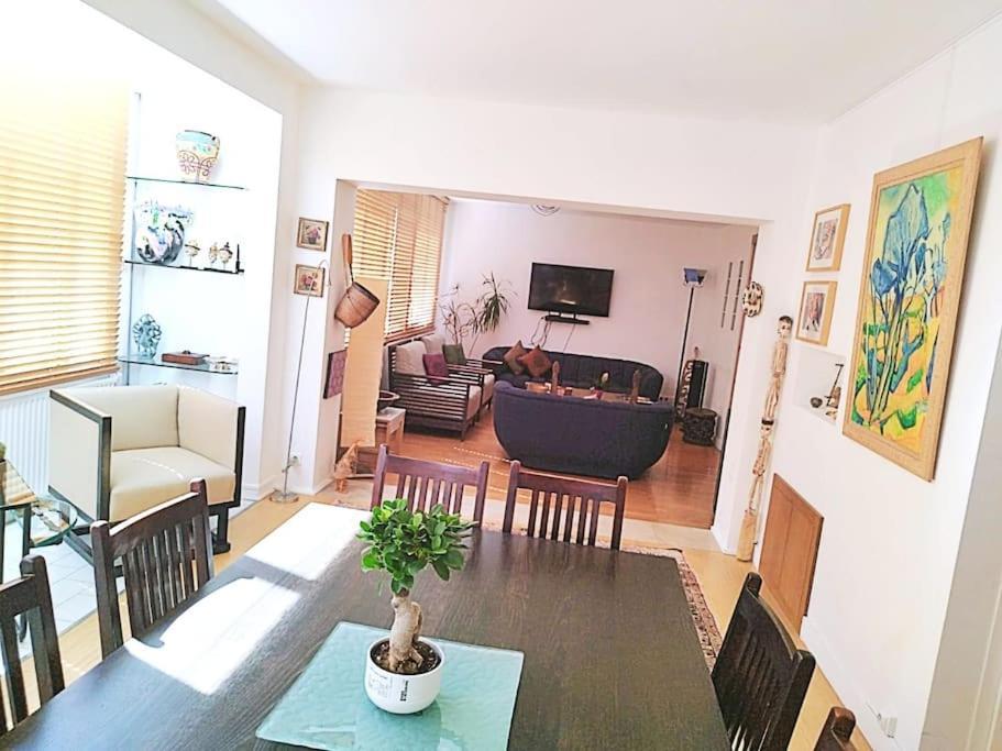 Bright&artful Loft Typical Parisian Lifestyle Area