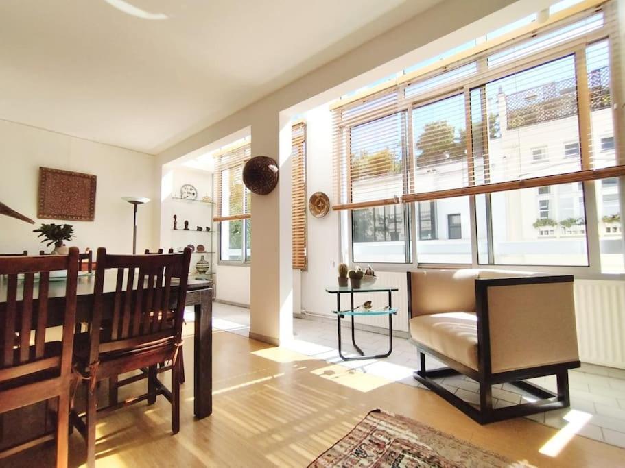 Apartment Bright&artful Loft Typical Parisian Lifestyle Area