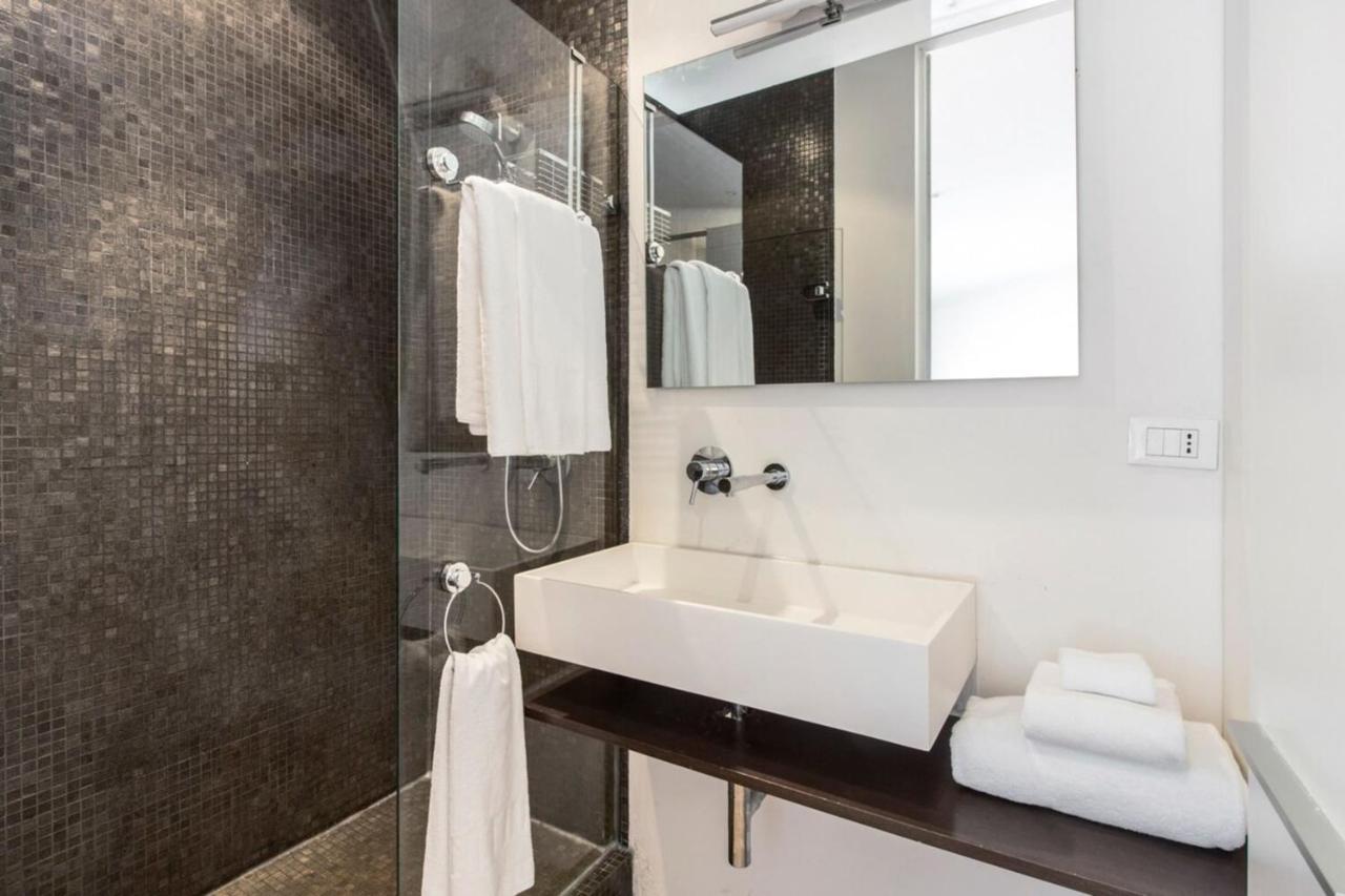 Apartment Modern In The Heart Of The Marais *