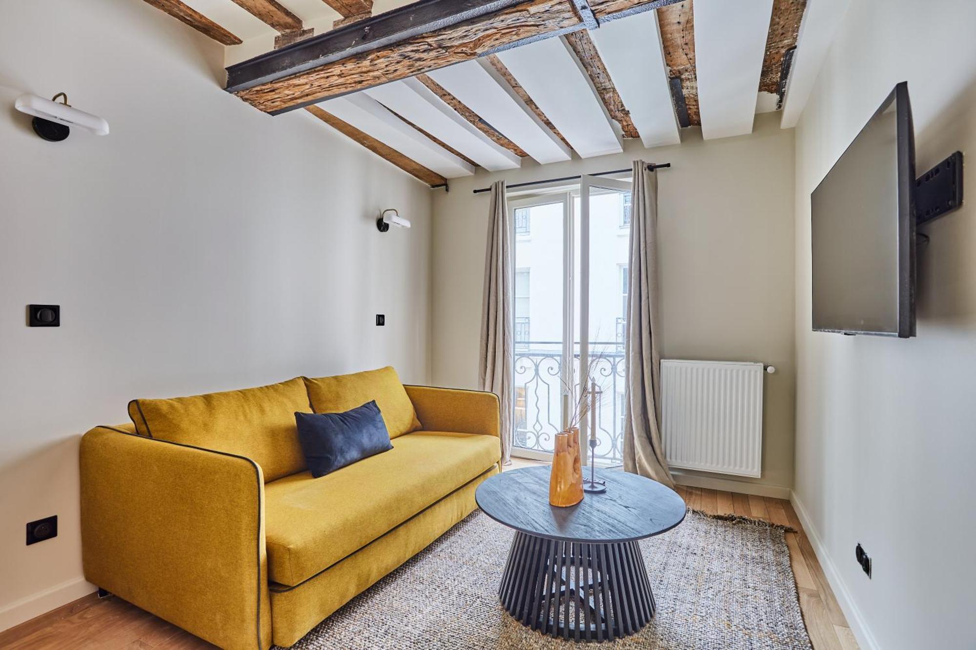 Center Of By Prestige * Paris