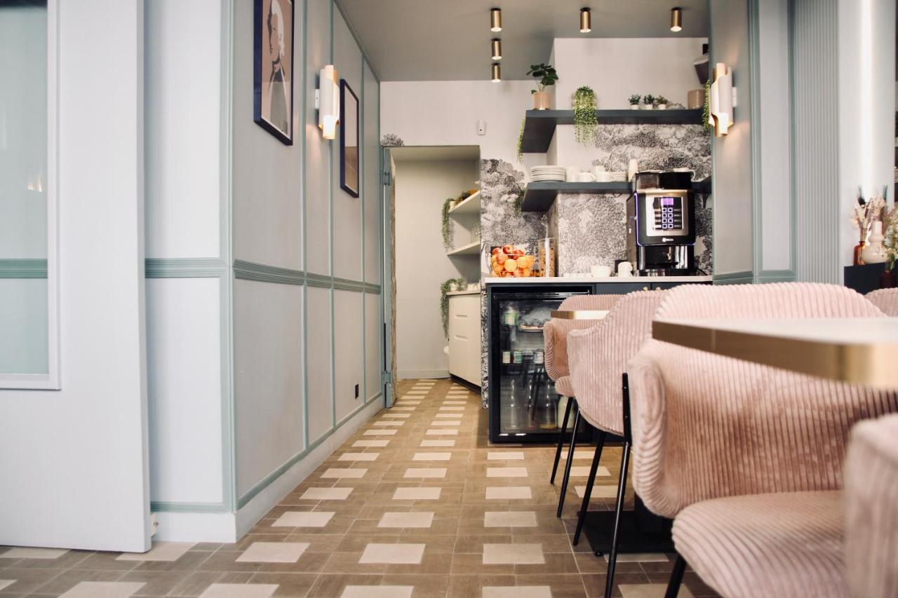 Amadeus Hotel 3*