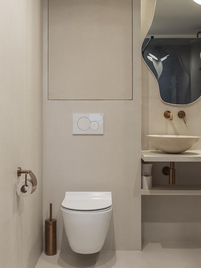 Apartment The Blue On Champs Elysees Avenue