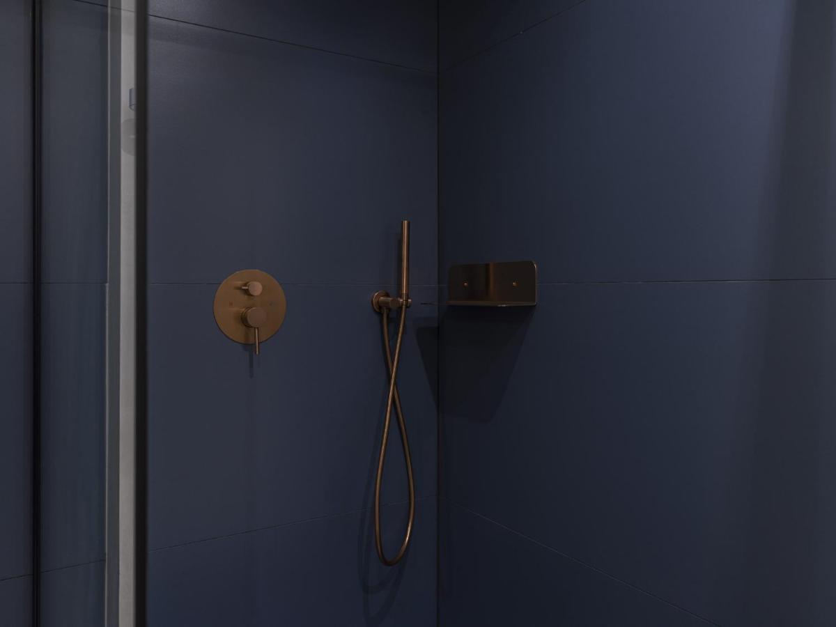 Apartment The Blue On Champs Elysees Avenue *