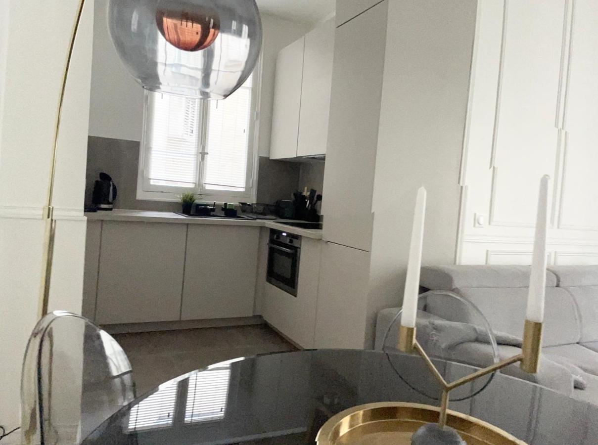 Splendide Appartement, Chic, Elegant Et Calme. *