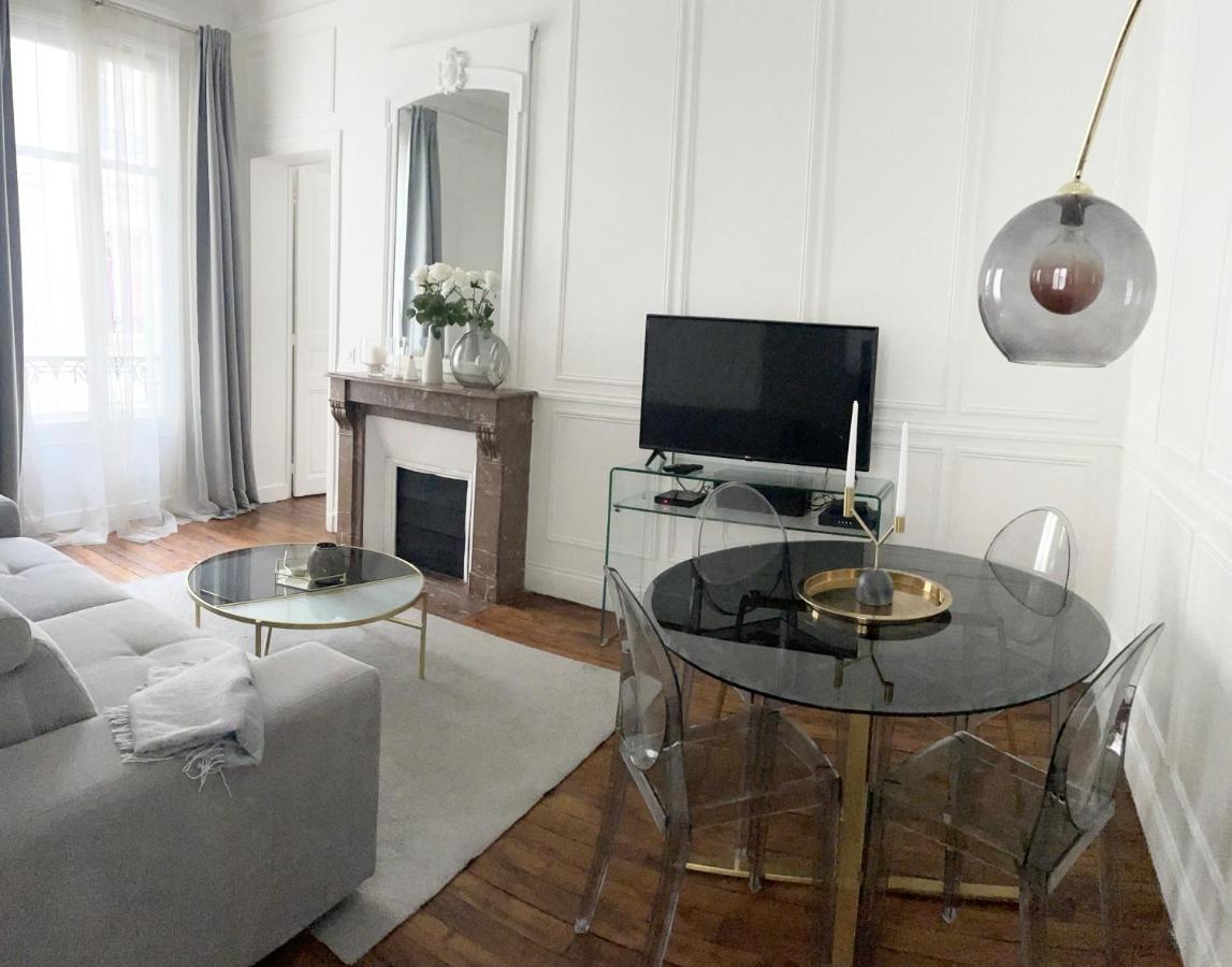 Splendide Appartement, Chic, Elegant Et Calme. Appartement Paris