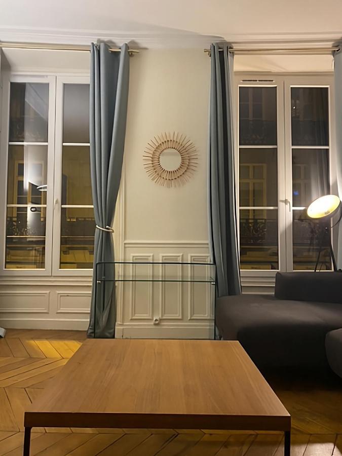 Apartment Spacious Next To Place Vendome *