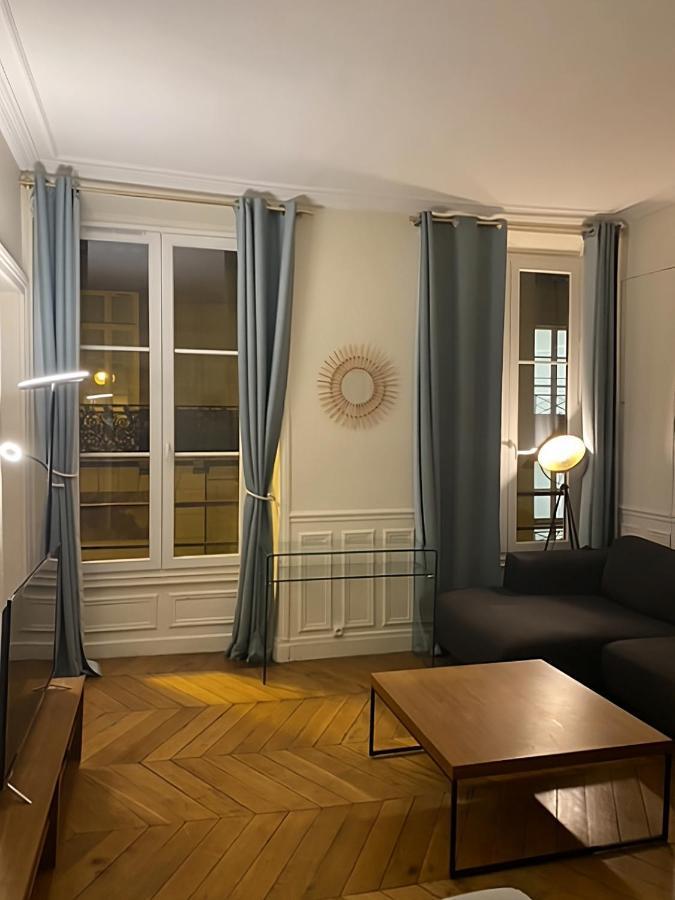 Apartment Spacious Next To Place Vendome *