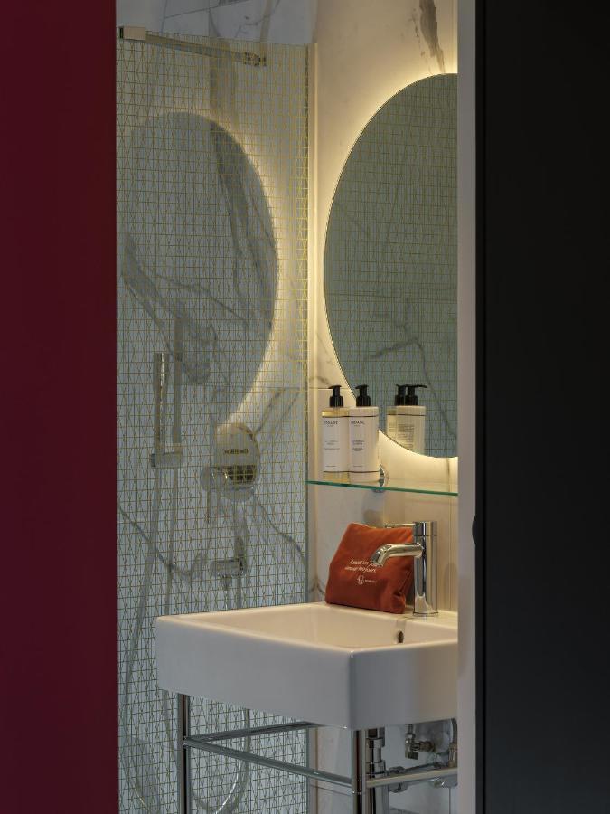 Hotel Seven 4*