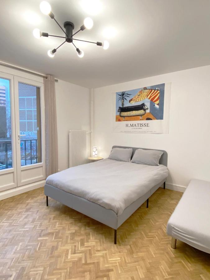 Apartment Paris: Agreable Chambre D'un Grand Artiste Paris