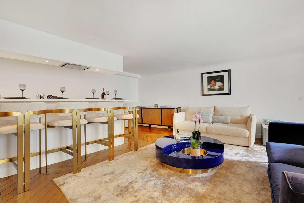 Elegant - 2bd-6p - Avenue Montaigne Apartment