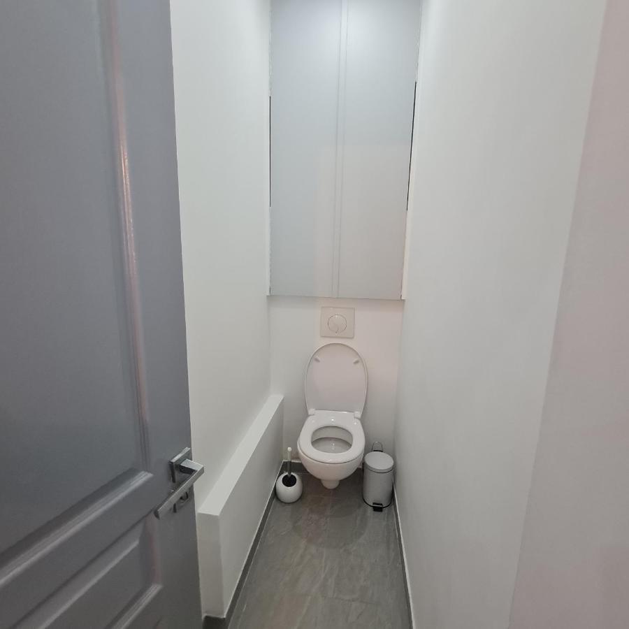 Tres Lumineux Porte De Saint-cloud - F3 Avec Parentale Apartment