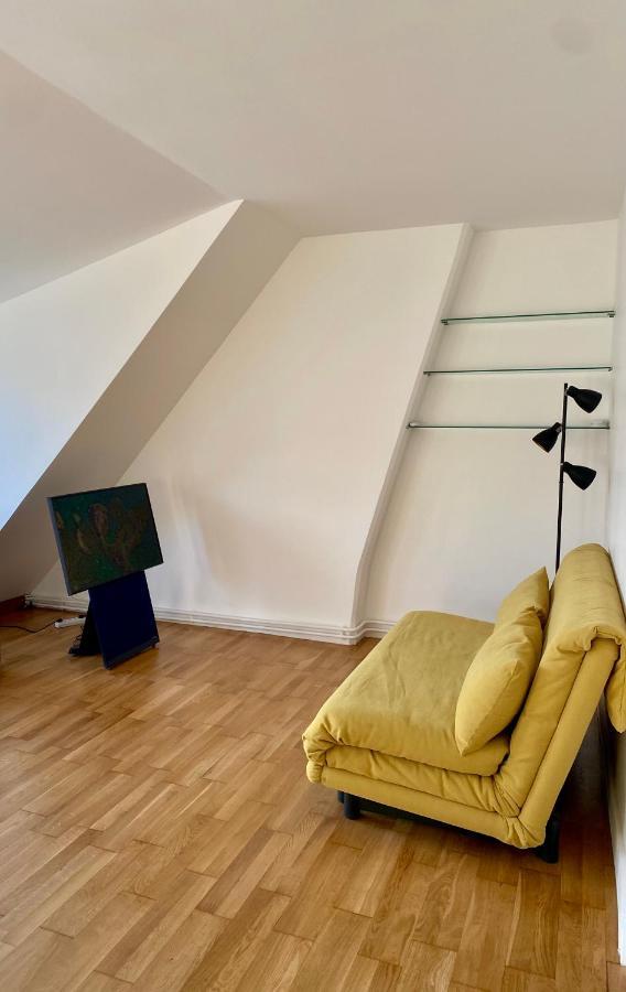 Appartement Upscale 80m2 2 Bedroom Near Champs Elysees Paris
