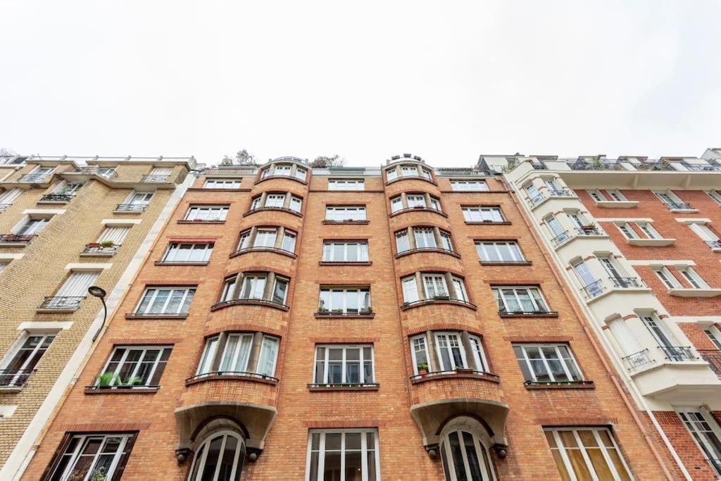 Kcn Apartment