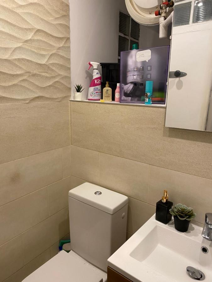 Appartement Apparemment Au Coeur De A 3min De Moulin Rouge Paris
