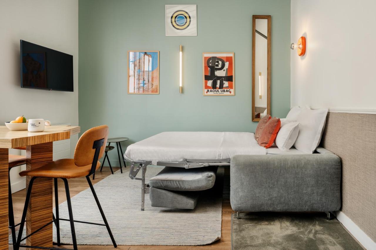 Apartment Edgar Martyrs - Loft Paris