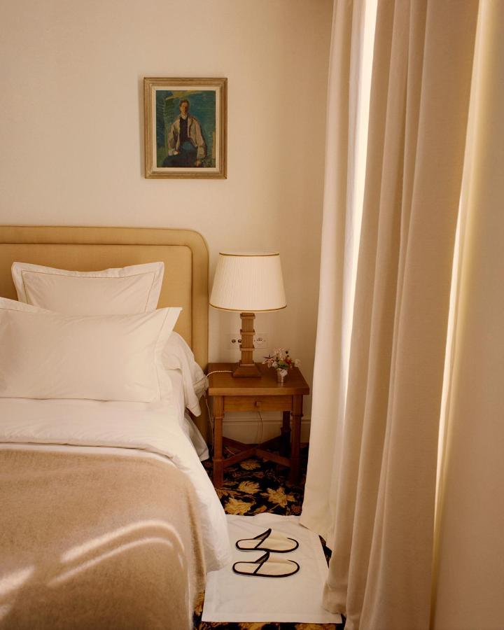Chateau Voltaire Paris