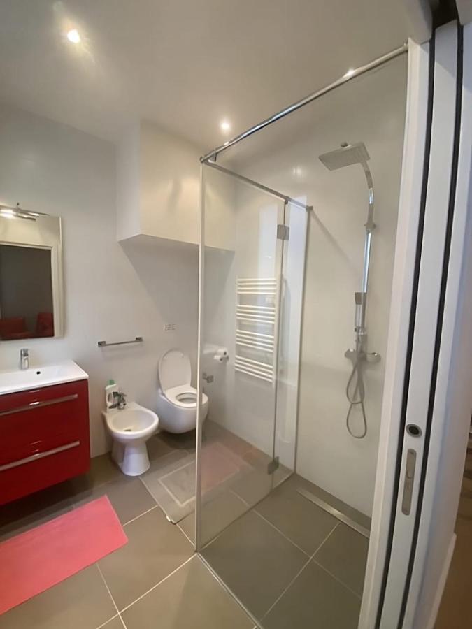 Modern In The Heart Of St-germain