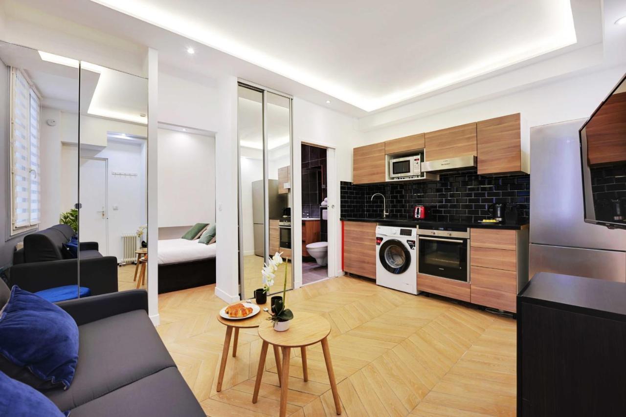 In The Marais - 1 *