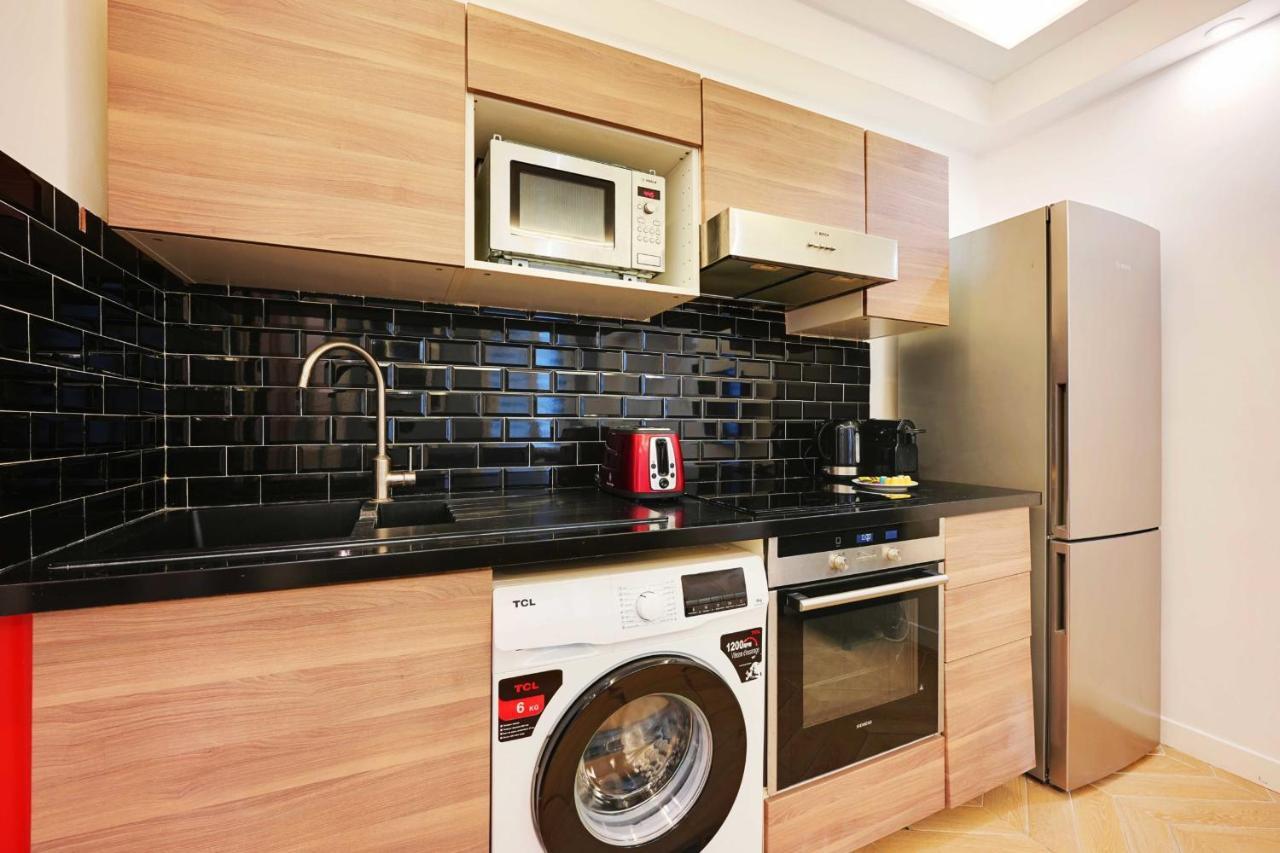 Apartment In The Marais - 1 *