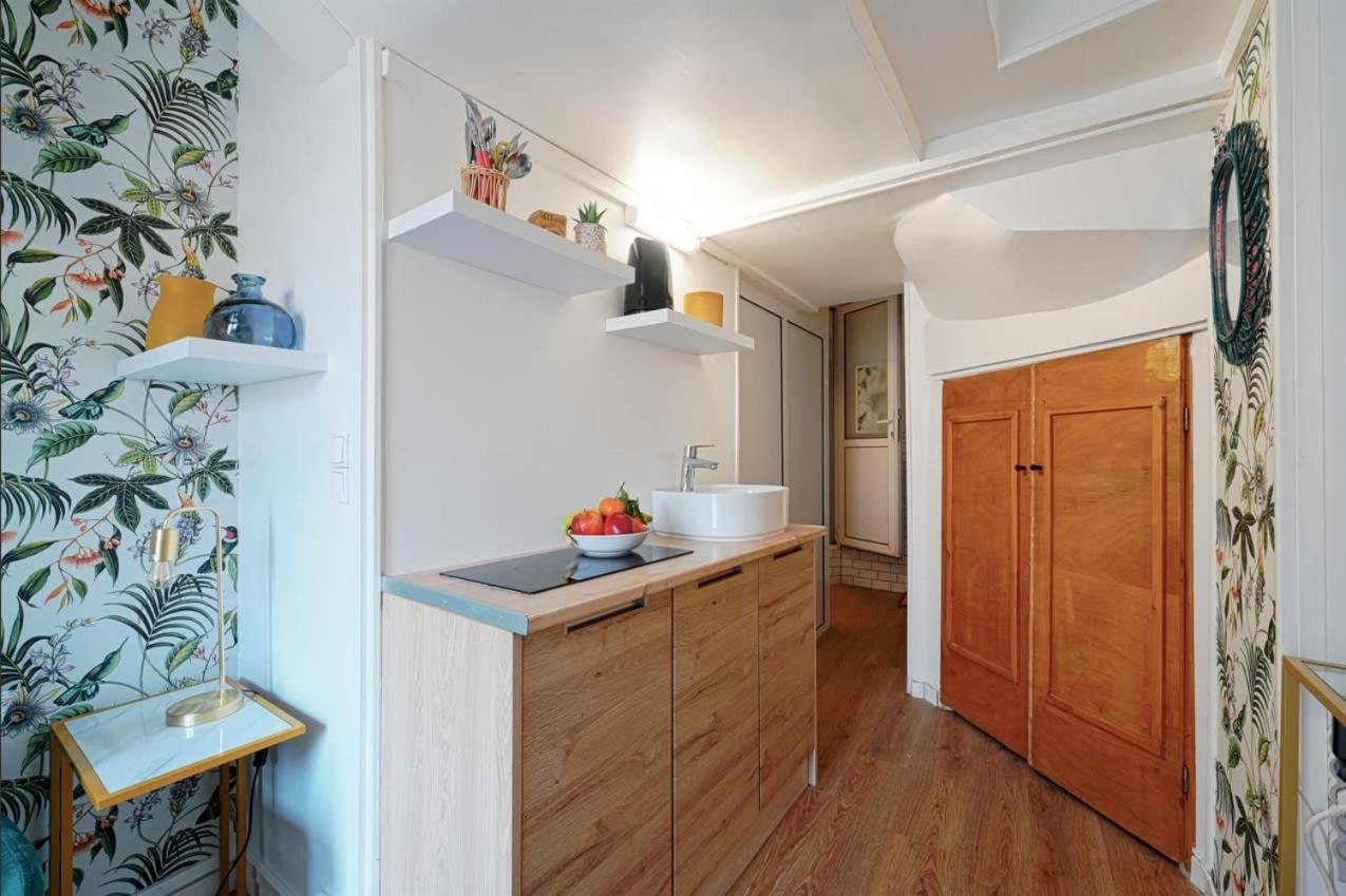 Cosy Renovated Studio In Heart Of Marais, Best Area To Discover In