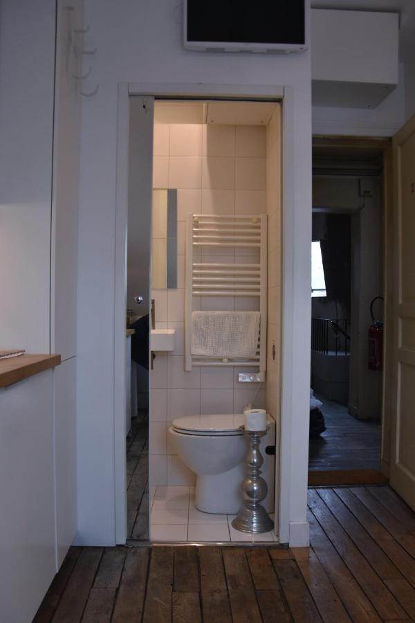 Studio Propre Calme Vue Ascenseur Appartement *