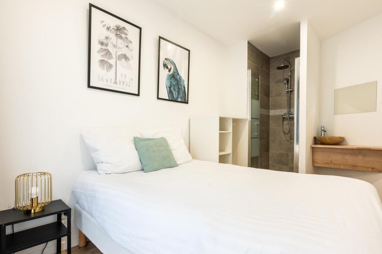 And Warm Flat For Four Or Six People In Center * Paris