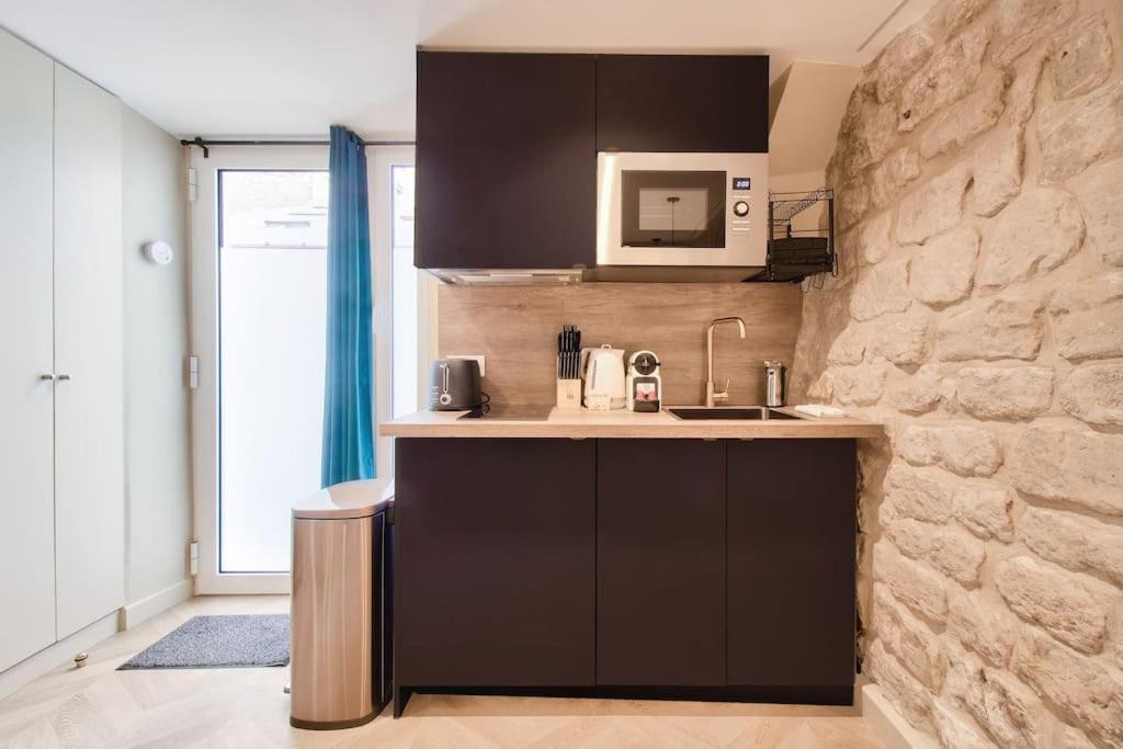 Cozy Heart Of Montmartre & Historic