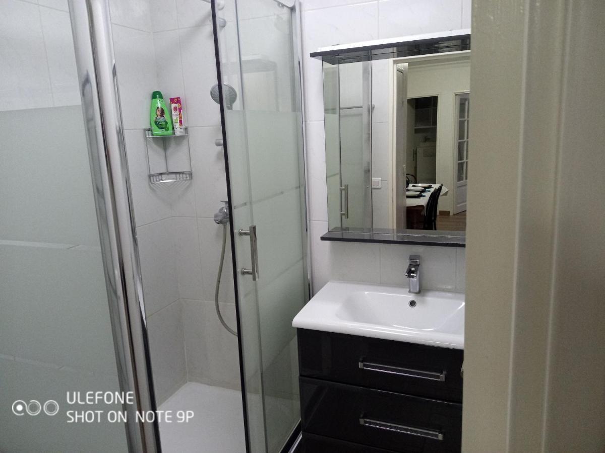 Luxe Inclus Parking - Quai De La Seine -opera 15mins Apartment