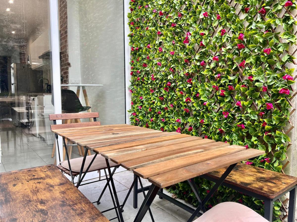 Apartment Rare! Private Garden In Paris, Close To Sacre Coeur Basilica! Paris