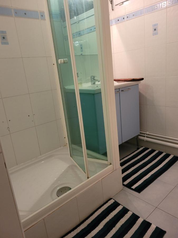 Moderne Et Lumineux Apartment