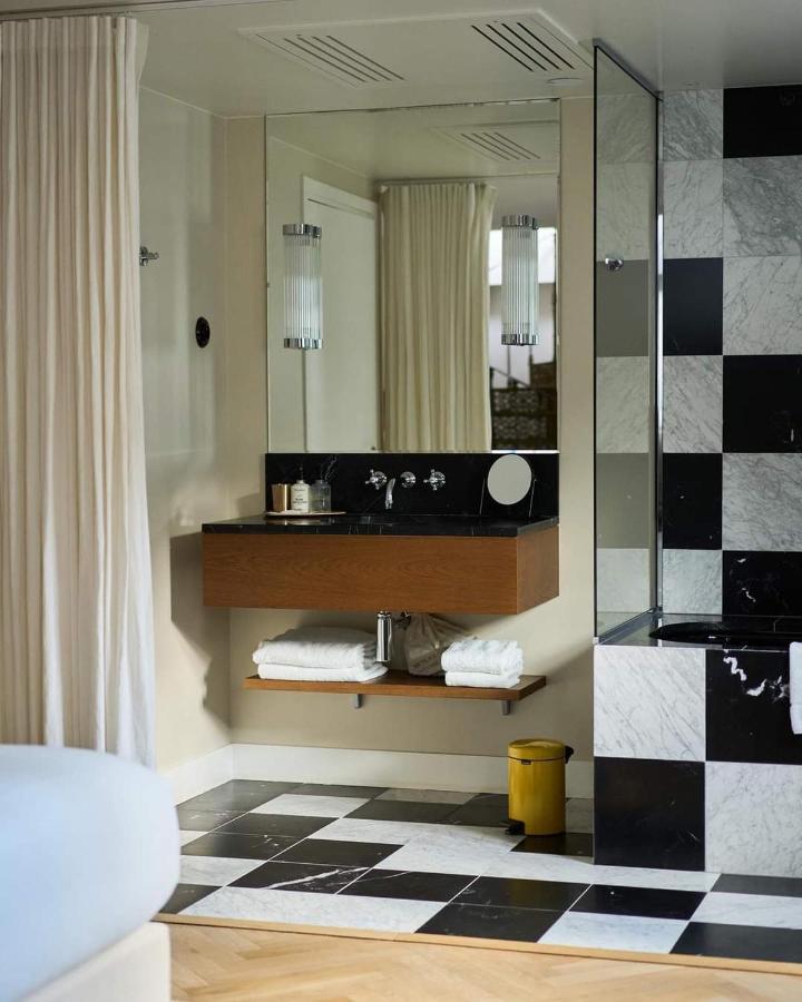 Hotel Du Sentier