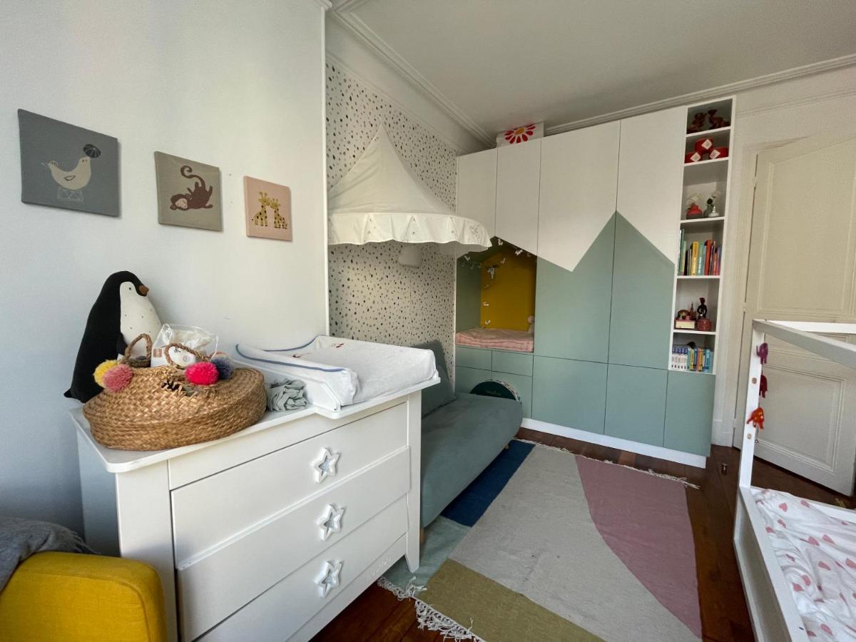 Design Family In Appartement