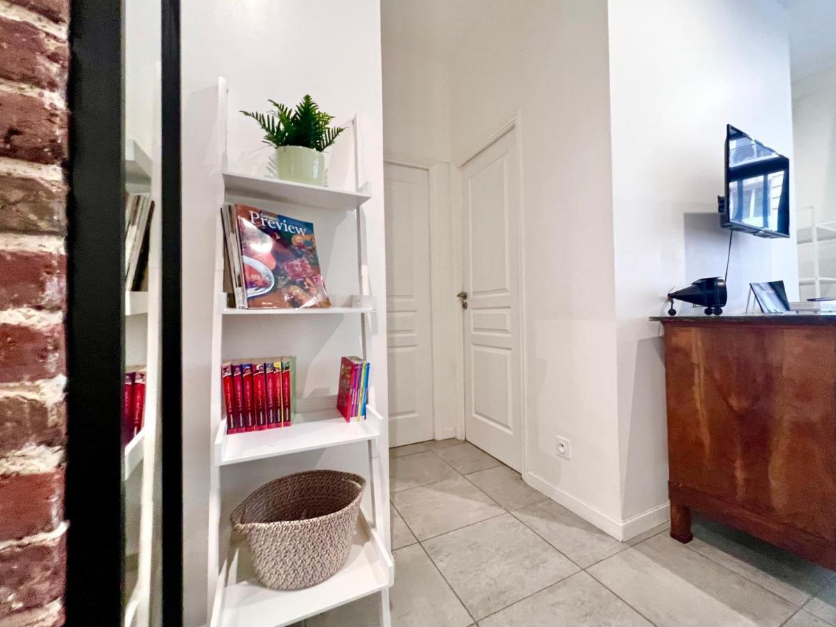 Rare! Private Garden In Paris, Close To Sacre Coeur Basilica! Apartment Paris