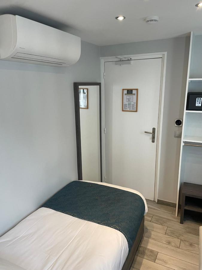 Hotel Mary's Republique 2*