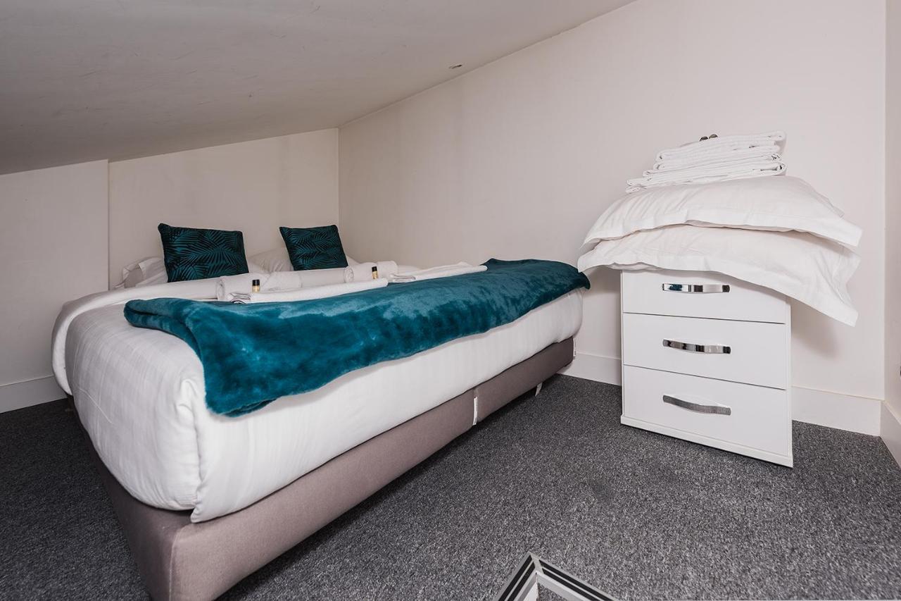 Pres Des Champs-elysees Apartment Paris