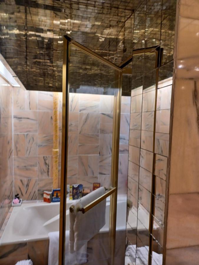Toureifelchampselysee Apartment Paris