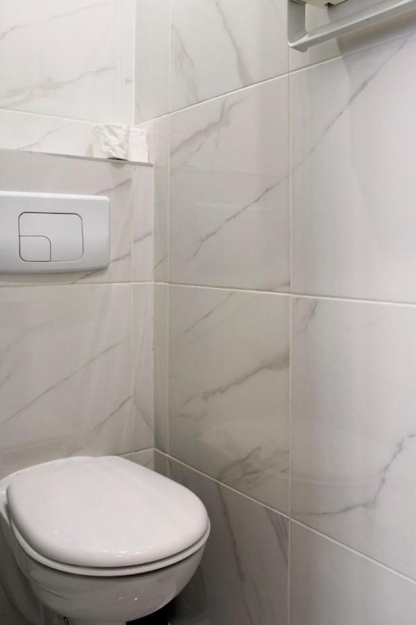 21m Comfortable Near The Eiffel Tower *
