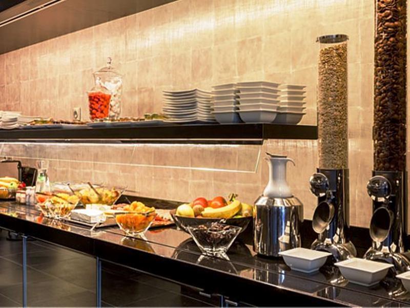 Ac Porte Maillot By Marriott 4* Paris