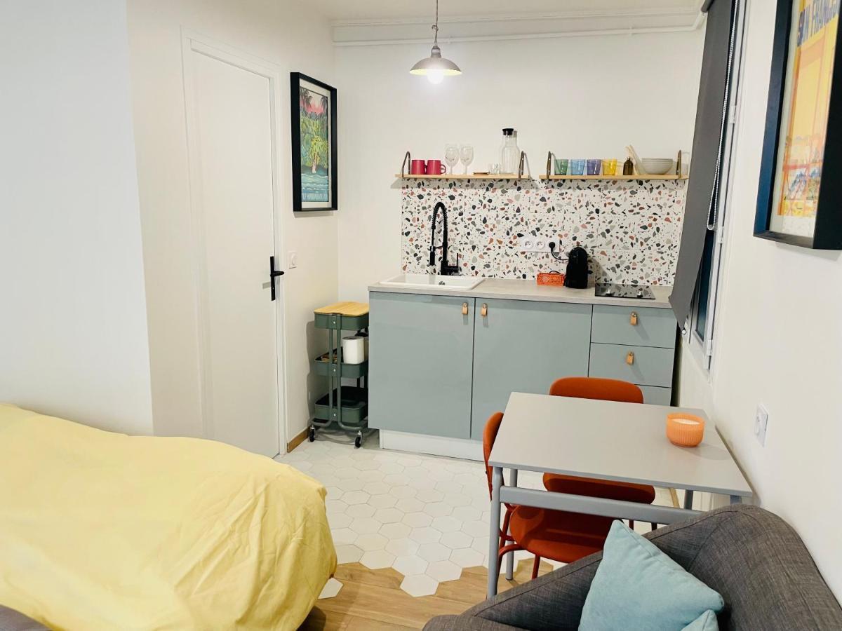 Apartment Studio Retro Marais- Center Paris