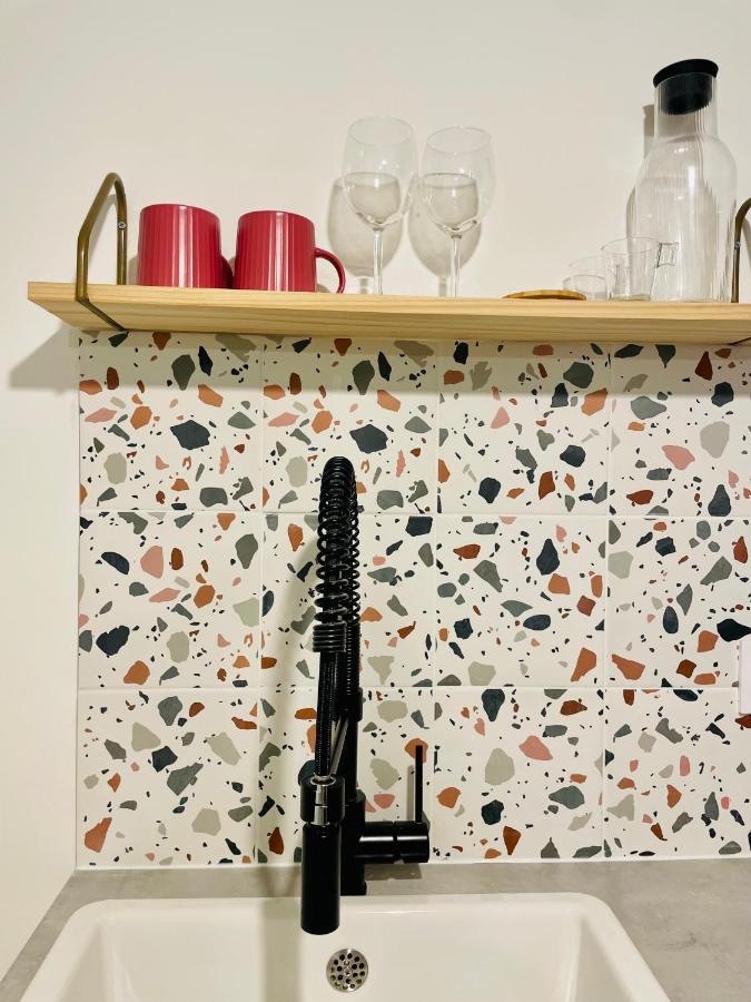 Studio Retro Marais- Center Apartment *