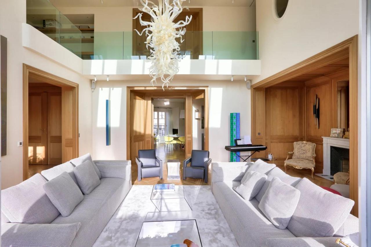Superb Penthouse Apartment Paris