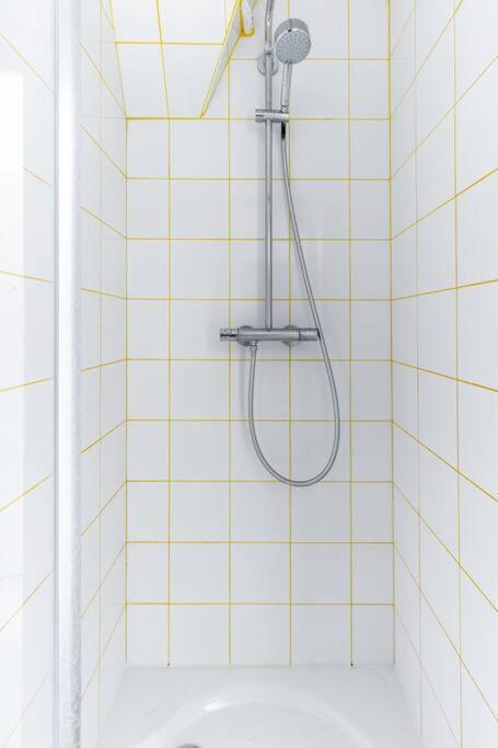 Hsh Universite-invalides Magnifique Studio Apartment Paris