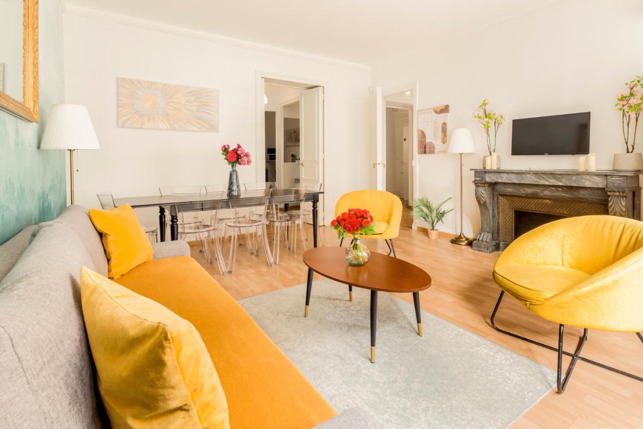 Cozy - Champs Elysees - Mollien