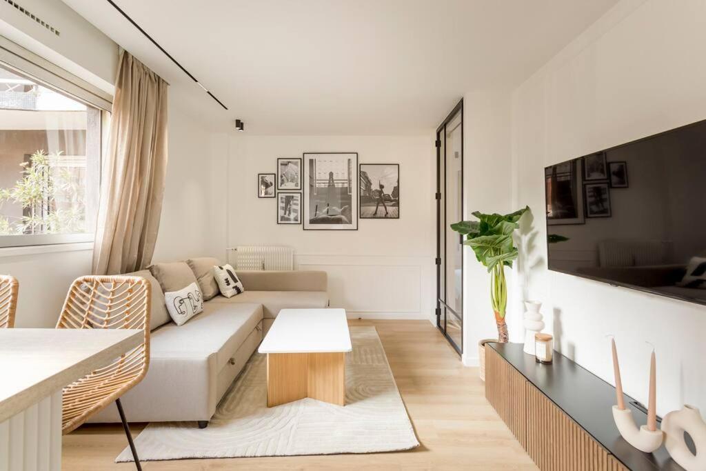 Appartement Luxurious 3 Min Walk From Eiffel Tower Paris