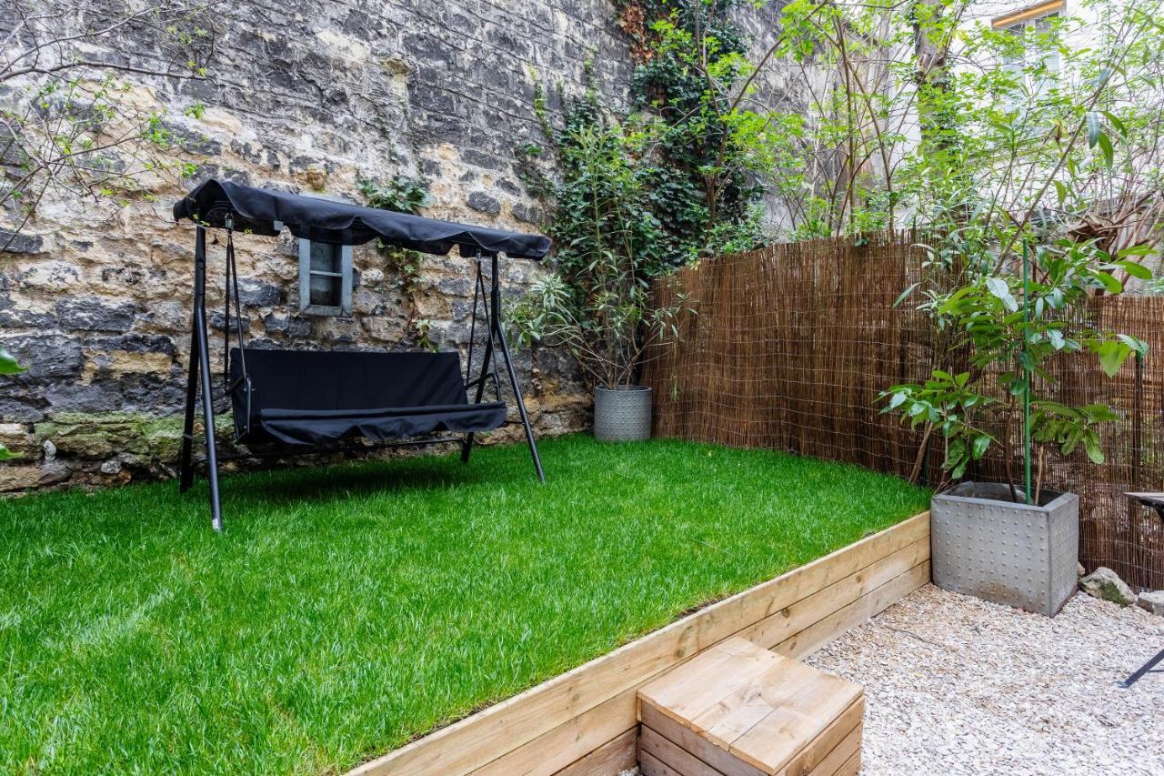 Rare! Private Garden In Paris, Close To Sacre Coeur Basilica! Apartment Paris